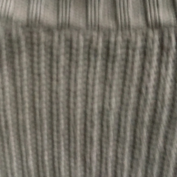 Grey Gap shakerlike sweater, size exsmall - Picture 3 of 6